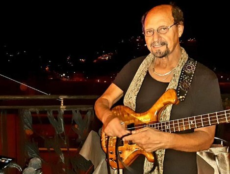 Dino Kappa - bassista